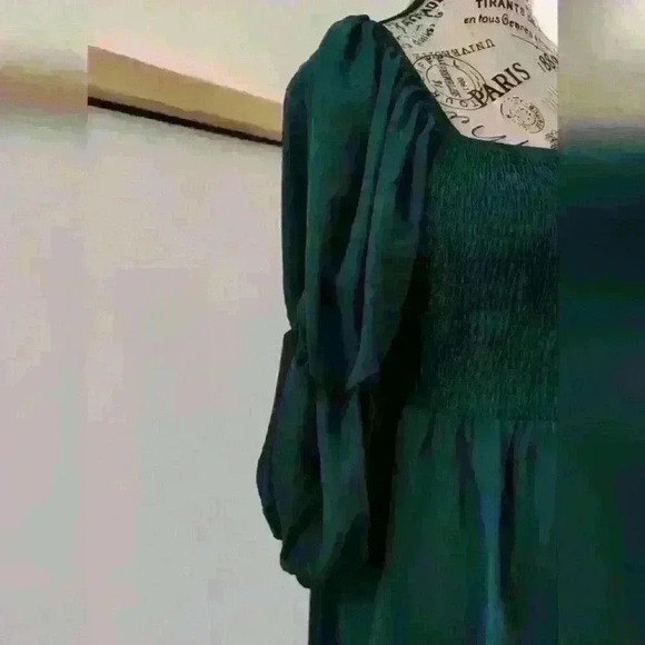 OFEEFAN  | Women's Dark Green 3/4 Puff Sleeve Square Neck Smocked Mini D… - Picture 3 of 6